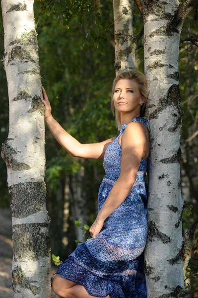 Girl near birch — Stock Photo, Image