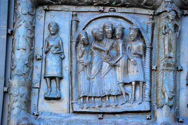 Fragment de portes en bronze de la cathédrale Sainte-Sophie. Veliky Novgorod — Photo