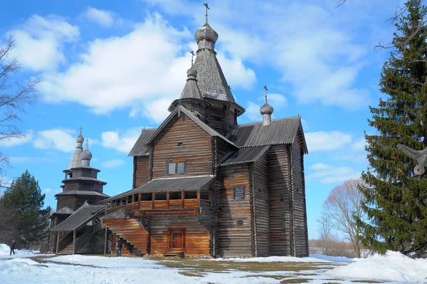 Una iglesia de madera — Foto de Stock