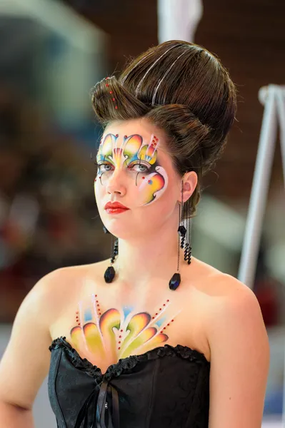 Show de maquiagem criativa no festival de beleza — Fotografia de Stock