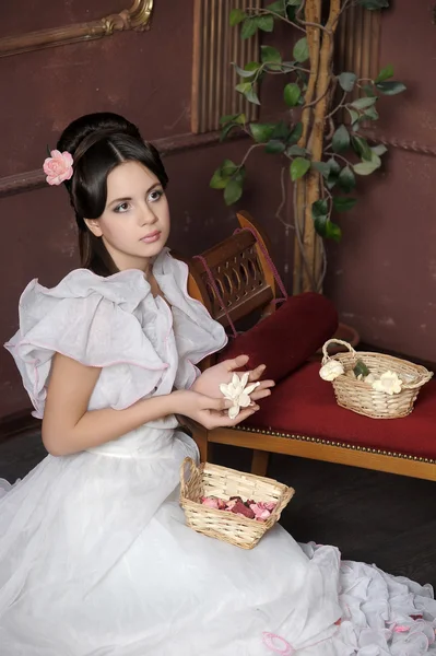 Young victorian lady — Stock Photo, Image