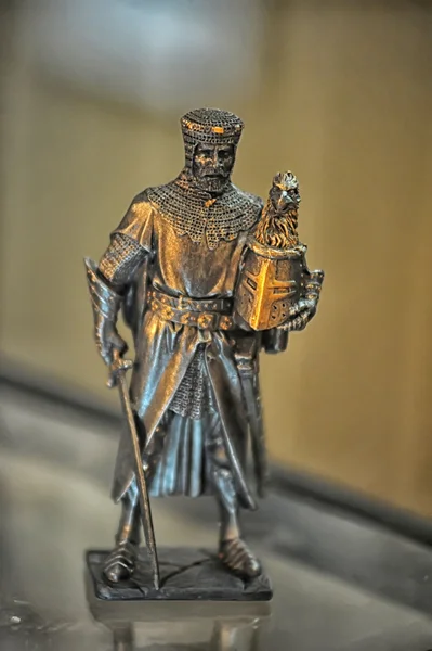 Estatua de un caballero medieval — Foto de Stock