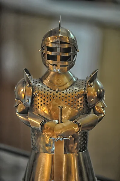 Estátua de um cavaleiro medieval — Fotografia de Stock