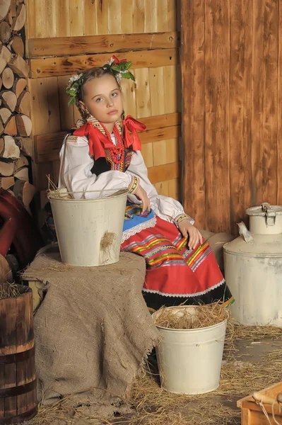 Πολωνικά κορίτσι στο εθνικό κοστούμι Κρακοβία — Φωτογραφία Αρχείου