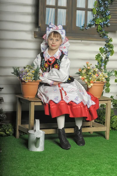 Menina polonesa em traje — Fotografia de Stock