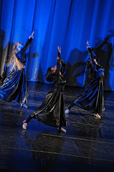 Performance de danse moderne — Photo