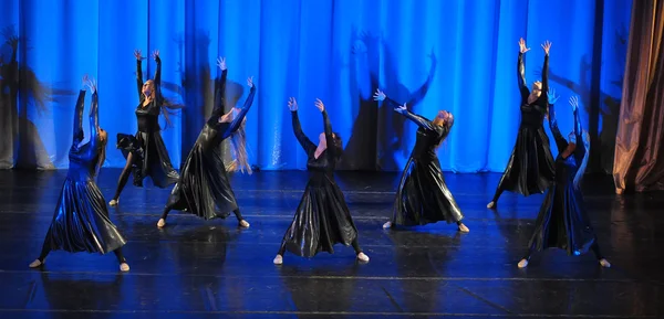 Performance de danse moderne — Photo