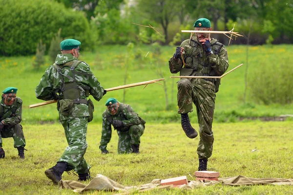 Soldados russos nos exercícios de demonstração — Fotografia de Stock