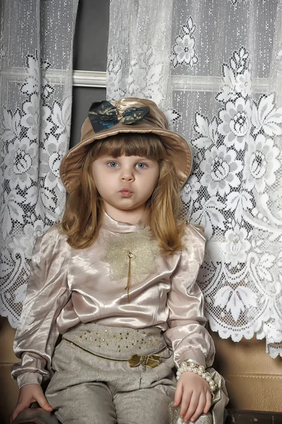 Girl in a vintage room — Stock Photo, Image