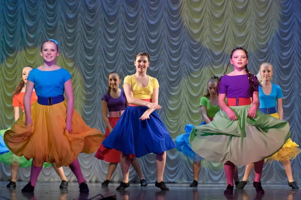 Grupo de danza infantil — Foto de Stock