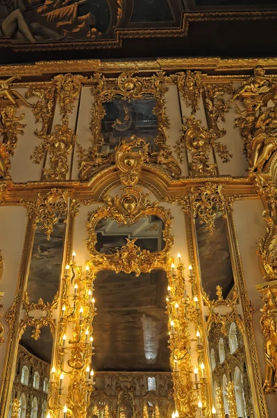 Gran Salón del Palacio de Catalina, Tsarskoye Selo, Pushkin, Rusia . —  Fotos de Stock