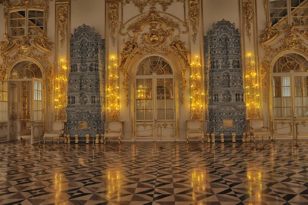 Gran Salón del Palacio de Catalina, Rusia — Foto de Stock