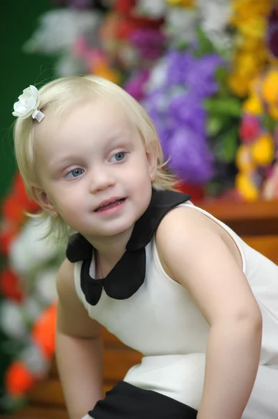 Retrato de niña — Foto de Stock