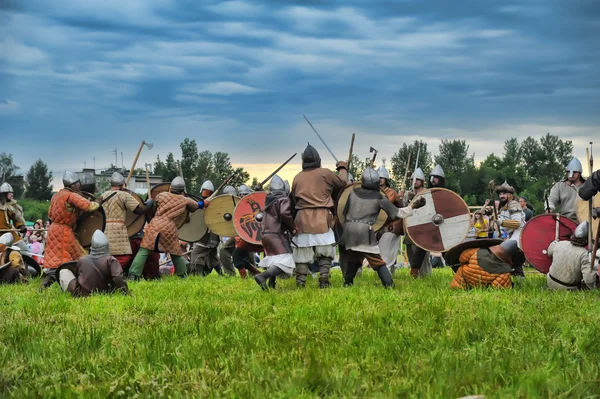Participants during historical festival "Old Ladoga" — Stock Photo, Image