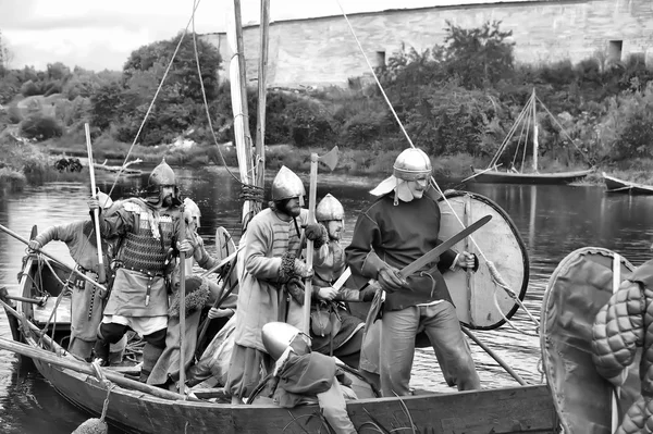 Participants during historical festival "Old Ladoga" — Stock Photo, Image