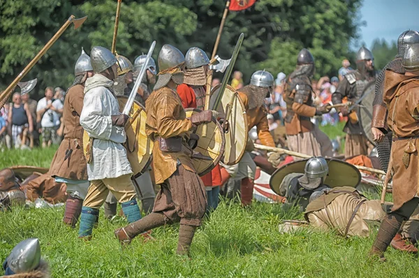 The battle with spears — Stock Photo, Image