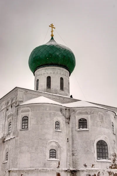Aleksandro-svirsky kloster av den heliga treenigheten. — Stockfoto