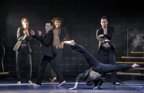 Mužské baletního představení — Stock fotografie