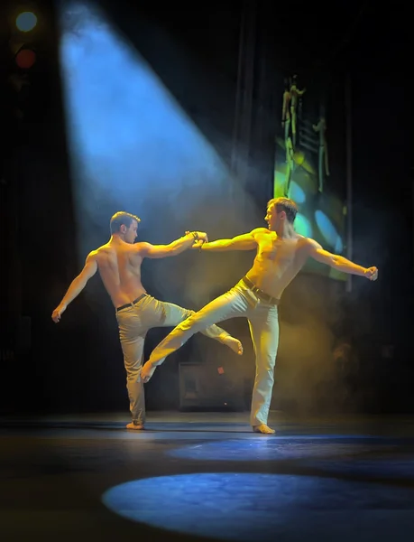 Performance balletto maschile — Foto Stock