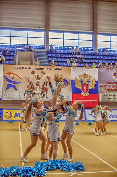 Animadoras Campeonato Acción — Foto de Stock