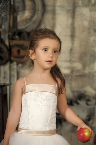 Vintage portrait of girl — Stock Photo, Image