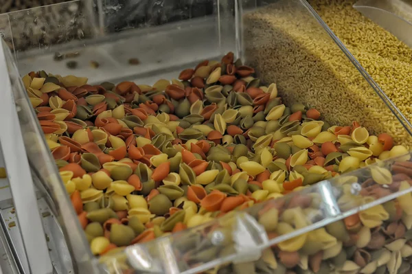 Pasta en el supermercado — Foto de Stock