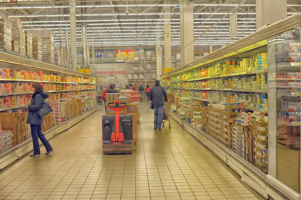 Supermercato Auchan — Foto Stock