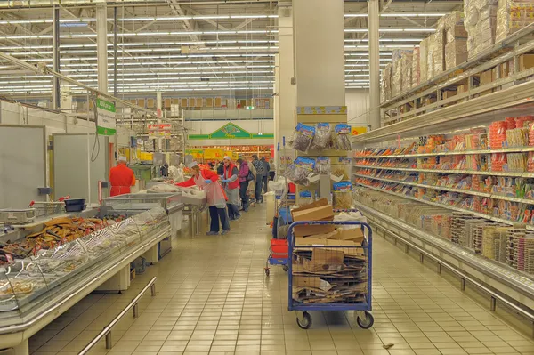 Auchan supermarket — Zdjęcie stockowe