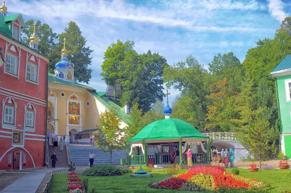 Monastère de Pskovo-Pechersky Dormition — Photo