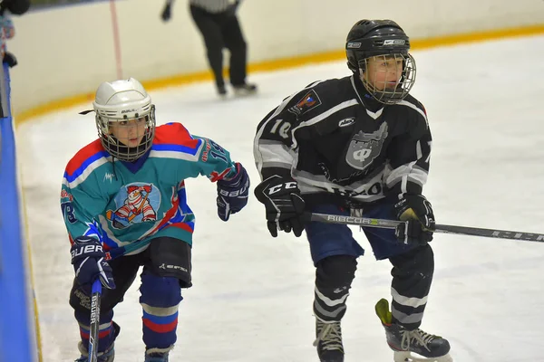 Rosja Sankt Petersburg 2019 Dzieci Grające Hokeja Otwartym Turnieju Dla — Zdjęcie stockowe