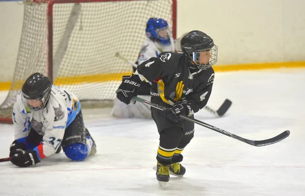 Rusia San Petersburgo 2019 Niños Jugando Hockey Torneo Abierto Hockey —  Fotos de Stock