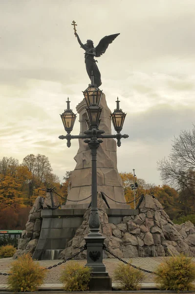 Tallinn Estland 2018 Monumentet Russalka Sjöjungfrun Uppfördes 1902 Parken Kadriorg — Stockfoto