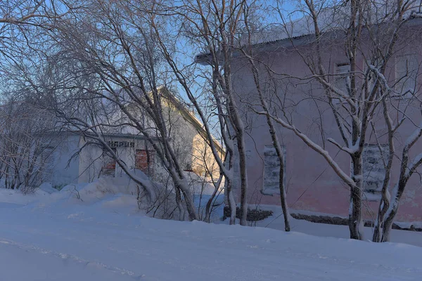 Ryssland Vorkuta 2021 Svår Övergivna Hus Vintern Snön — Stockfoto