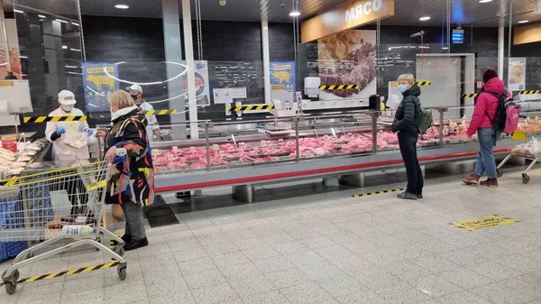 Rosja Sankt Petersburg 2021 Sklepy Supermarkecie Podczas Epidemii Koronawirusa — Zdjęcie stockowe