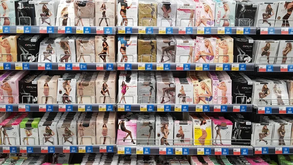 Russland Petersburg 2021 Strumpfhosen Für Frauen Supermarkt — Stockfoto