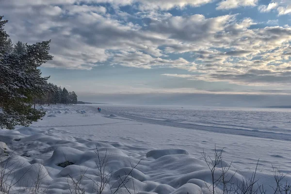 Sněžné Jezero Onega Zimě Obloha Mraky — Stock fotografie