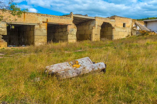 Abandoned Broken Buildings Made Concrete Blocks Hangars — Stock Photo, Image