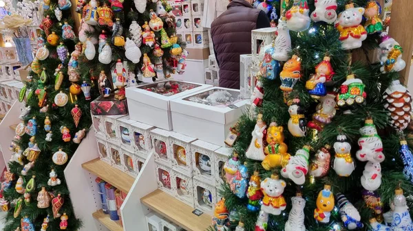 Россия Санкт Петербург 2021 Рождественские Игрушки Продаже Супермаркете — стоковое фото