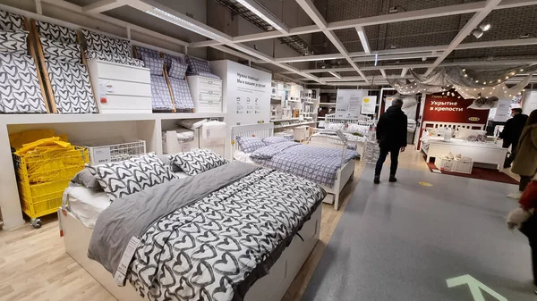 Russia Petersburg 2021 Кровати Продажу Мебельном Магазине Ikea — стоковое фото