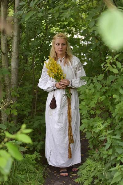 Blonde Woman White Slavic Shirt Greenery Summer — Stockfoto