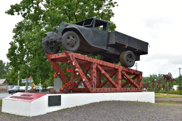 Vsevolozhsk Route Vie Région Leningrad Russie 2020 Monument Voiture Gaz — Photo