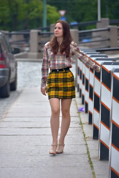 Slender Pretty Brunette Girl Plaid Blouse Skirt City Street — Stock Photo, Image