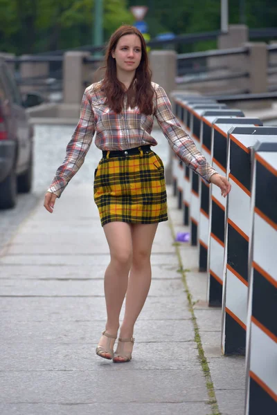 Slender Pretty Brunette Girl Plaid Blouse Skirt City Street — Stock Photo, Image