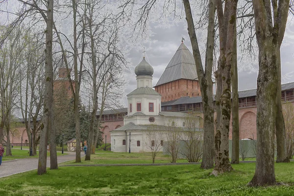 Rusia Novgorod 2020 Kremlin Novgorod Principios Primavera Detalles Arquitectura —  Fotos de Stock