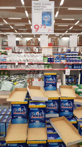 Rússia São Petersburgo 2022 Comprimidos Para Máquinas Lavar Louça Supermercado — Fotografia de Stock