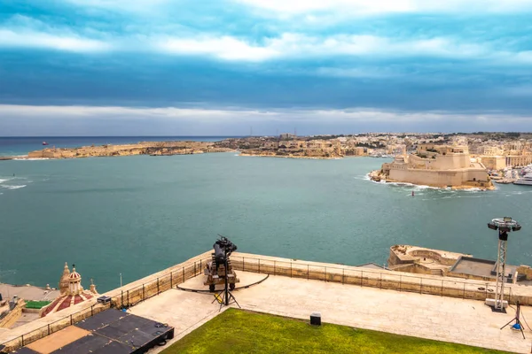 Malta Valetta 'da bina 