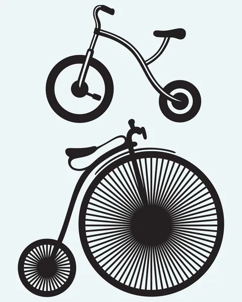 Vieja bicicleta — Vector de stock