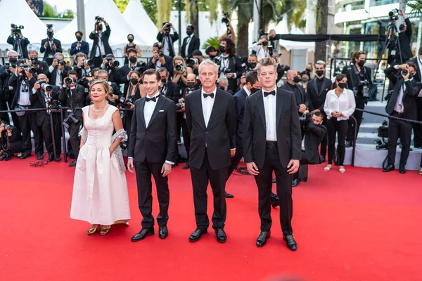 Cannes Frankrike Juli 2021 Emanuele Arioli Blanche Gardin Bruno Dumont — Stockfoto