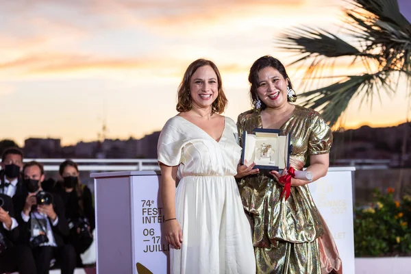 Cannes France July 2021 Lasmin Tenucci Dan Tang Berpose Dengan — Stok Foto