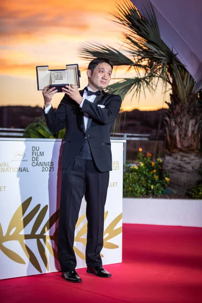 Cannes Francia Julio 2021 Ryusuke Hamaguchi Posa Con Premio Mejor — Foto de Stock